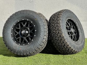 New 18" XD Series XD820 Wheels 6x5.5 GMC Sierra Rims Chevy Silverado 35" Tires Dodge Ram Tundra