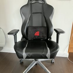 Inland Lightning Gaming Chair- Black/Gray
