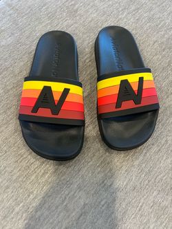 AVIATOR NATION LOGO RAINBOW 4 STRIPE SLIDES - BLACK