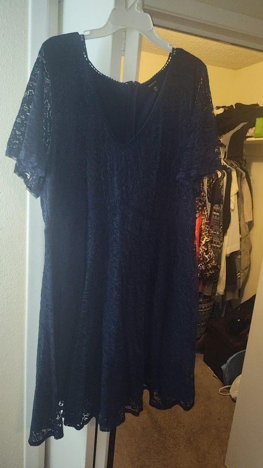 Torrid Plus Size Navy Blue Lace Dress Size 4