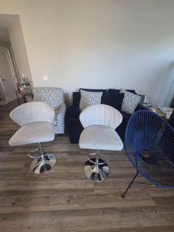 Living Room Furniture/ Entertainment Center