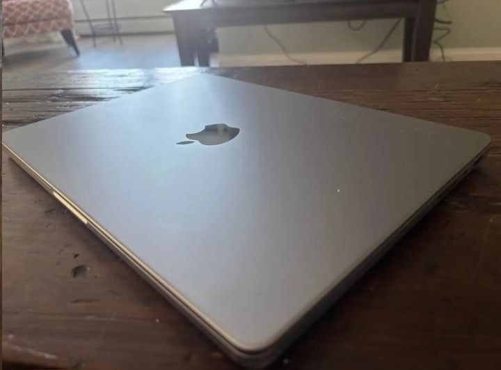 2021 14" M1 MacBook Pro 16GB Ram
512GB SSD