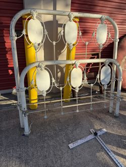 Metal Iron Bed Coke Sign Cow Bell 