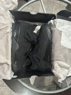 Jordan 4 Black Cats 