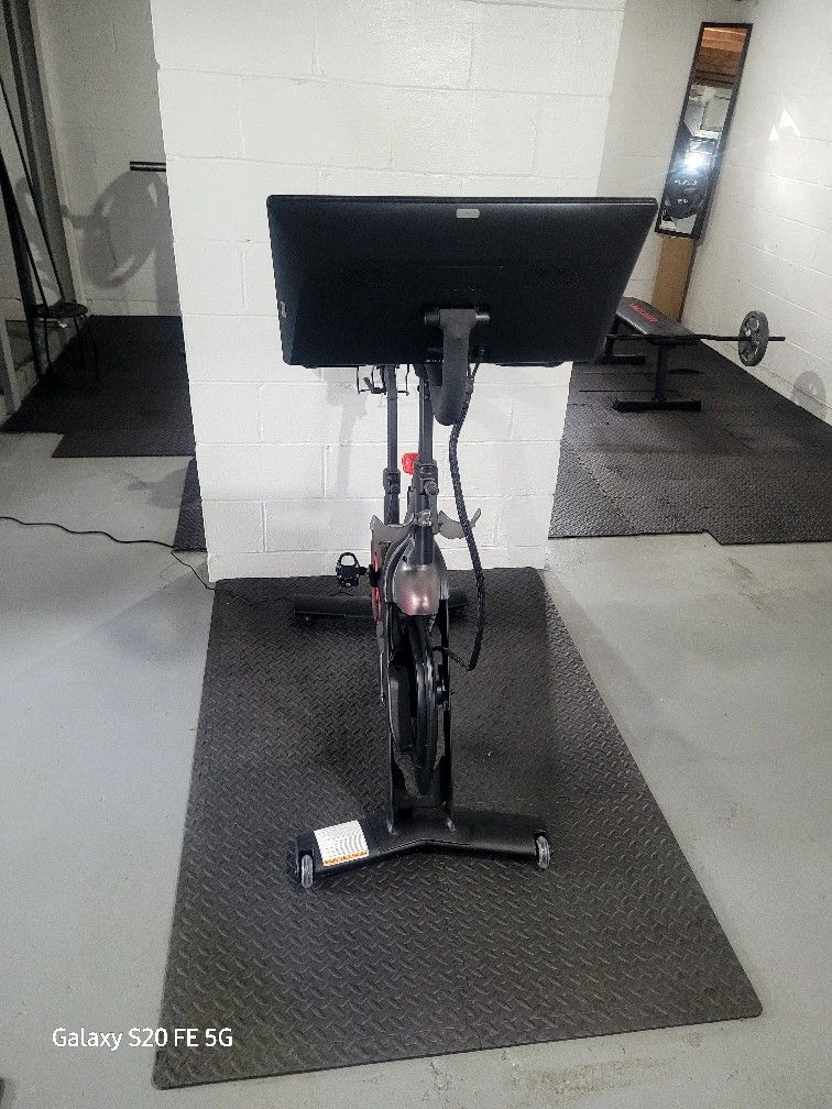 Peloton Bike