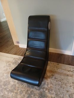 Gaming chair