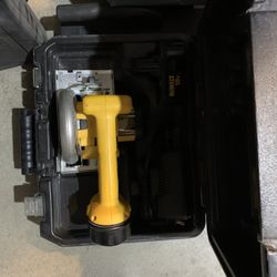 DeWalt Power Saw
