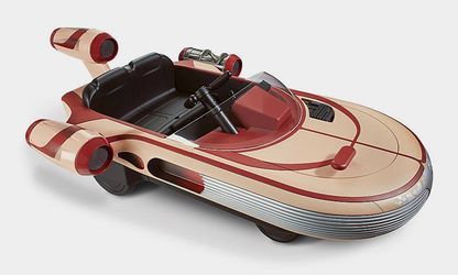 Luke Skywalkers Land Speeder
