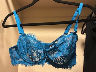 Victoria Secret Very Sexy unlined Demi 34B