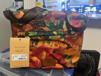 Patricia Nash Travel purse