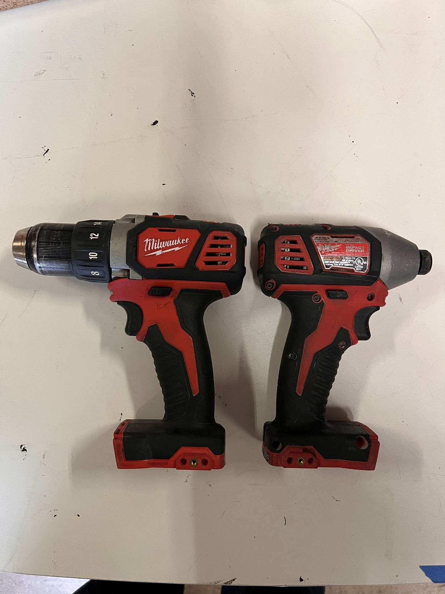 Milwaukee Hammer Drill/ impact Set ( No Batteries)