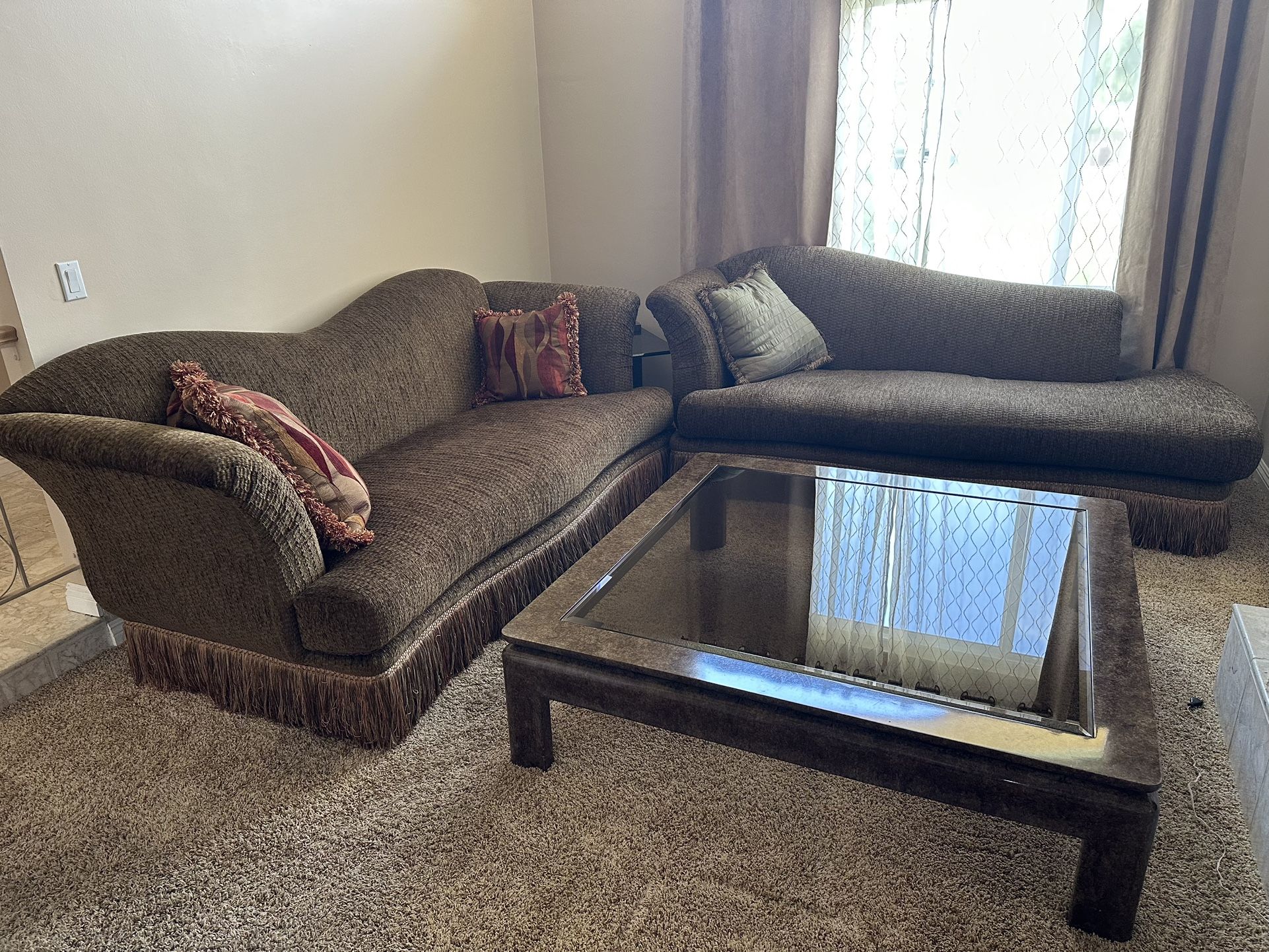 5 Piece Sofa Set By Dennie Excellent Condition