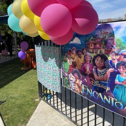 ENCANTO Birthday Balloon Setup