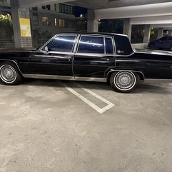 Cadillac Brougham
