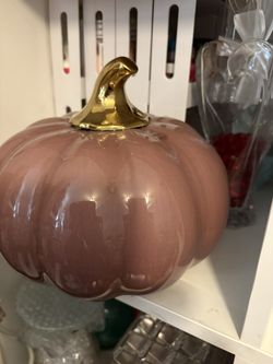 Ceramic pumpkin