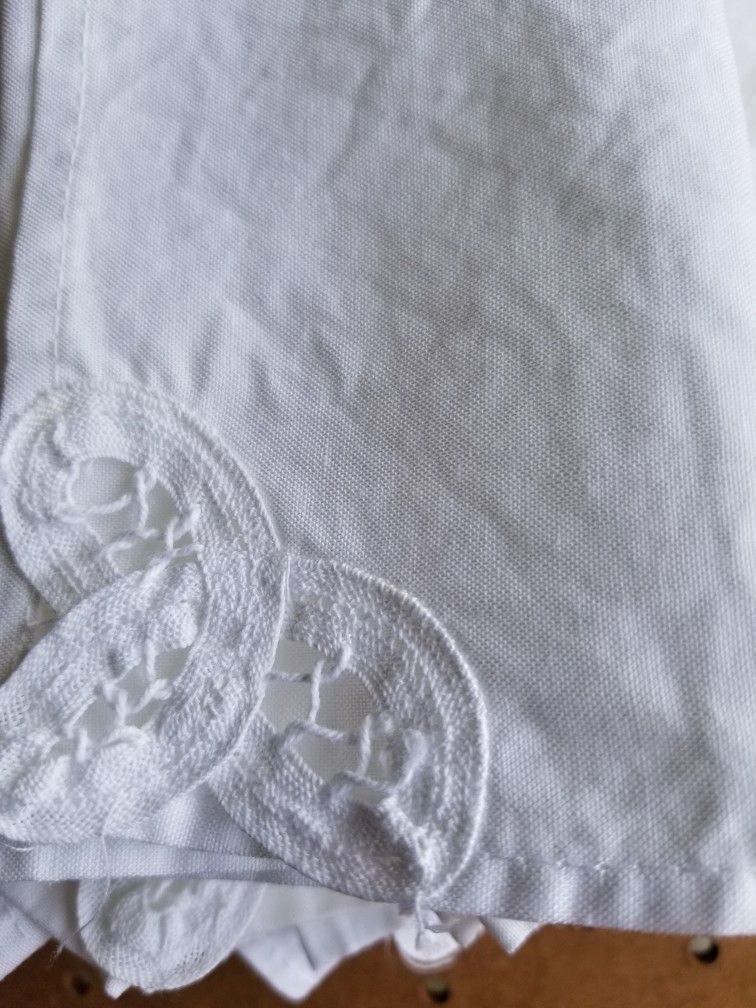 Dinner Napkins (8) White