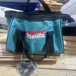 Makita 10.8 Volt Drill/impact Combo 