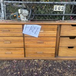 Dresser Free En Perris 