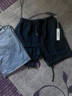 Essential fear of god shorts