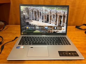 Laptop  windows 11 Acer Aspire 5 de 15.6" Touchscreen – Intel Core i7 / 12GB RAM