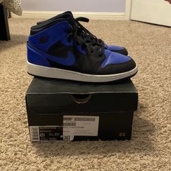 Jordan 1 Royal blue