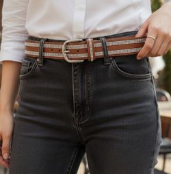 Womens Size XL Brown Leather Belt Parallel Rows Rhinestones Silver-toned Buckle. This brown leather belt features two parallel rows of rhinestones and