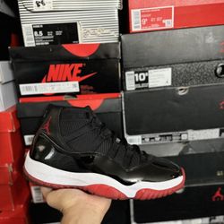 2019 Jordan Bred 11s size 10.5 Close To VNDS