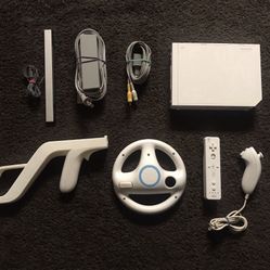 NINTENDO WII + 30 WII GAMES INCLUDED