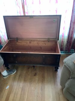 Vintage chest