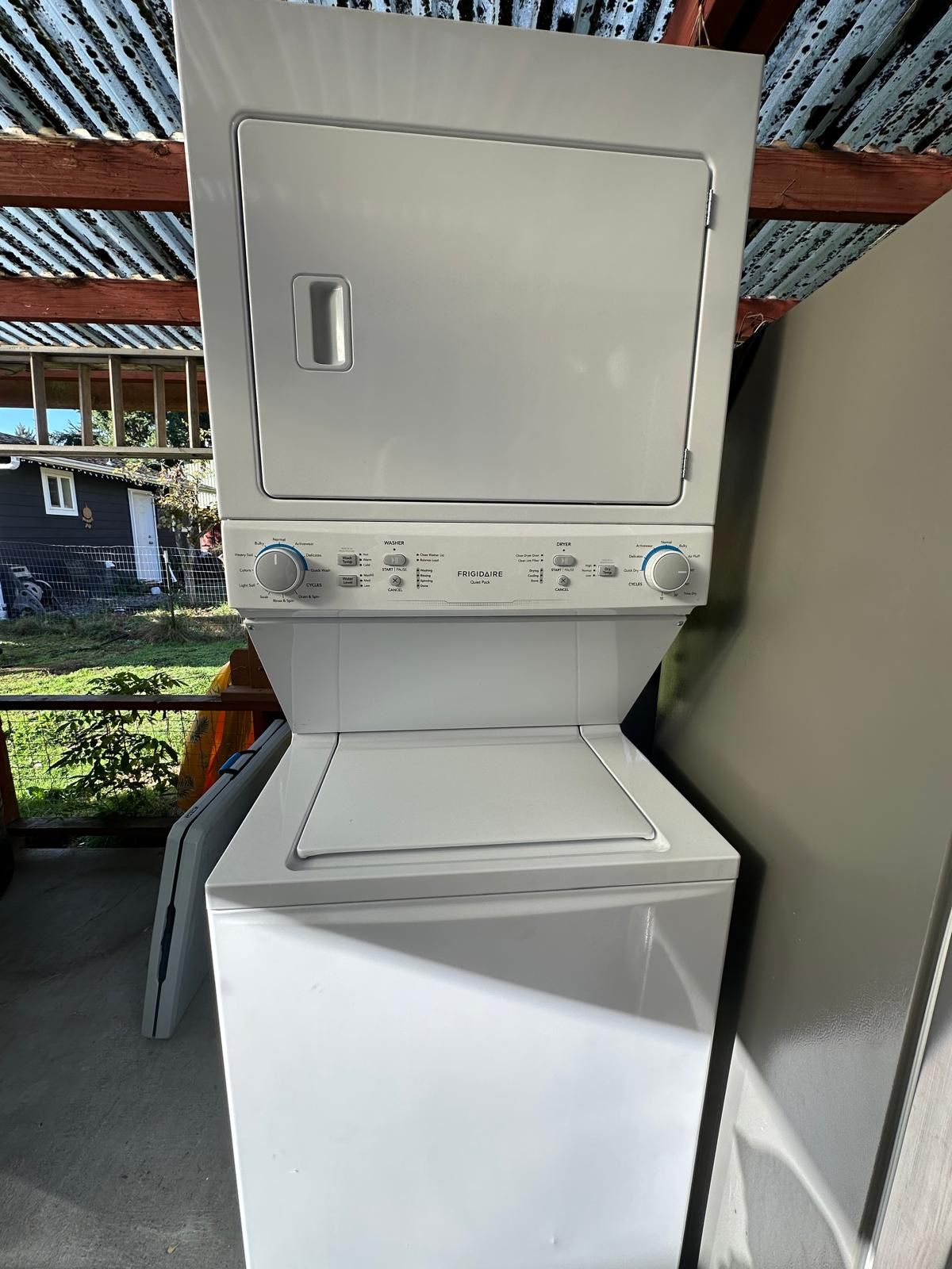 dryer and washing machine