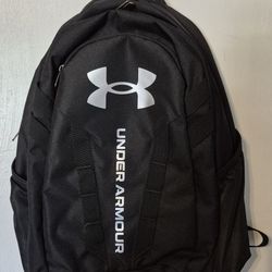 NEW UNDERARMER BACKPACK  STILL WITH TAG
