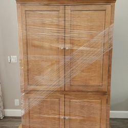 Armoire - Stanley Furniture 