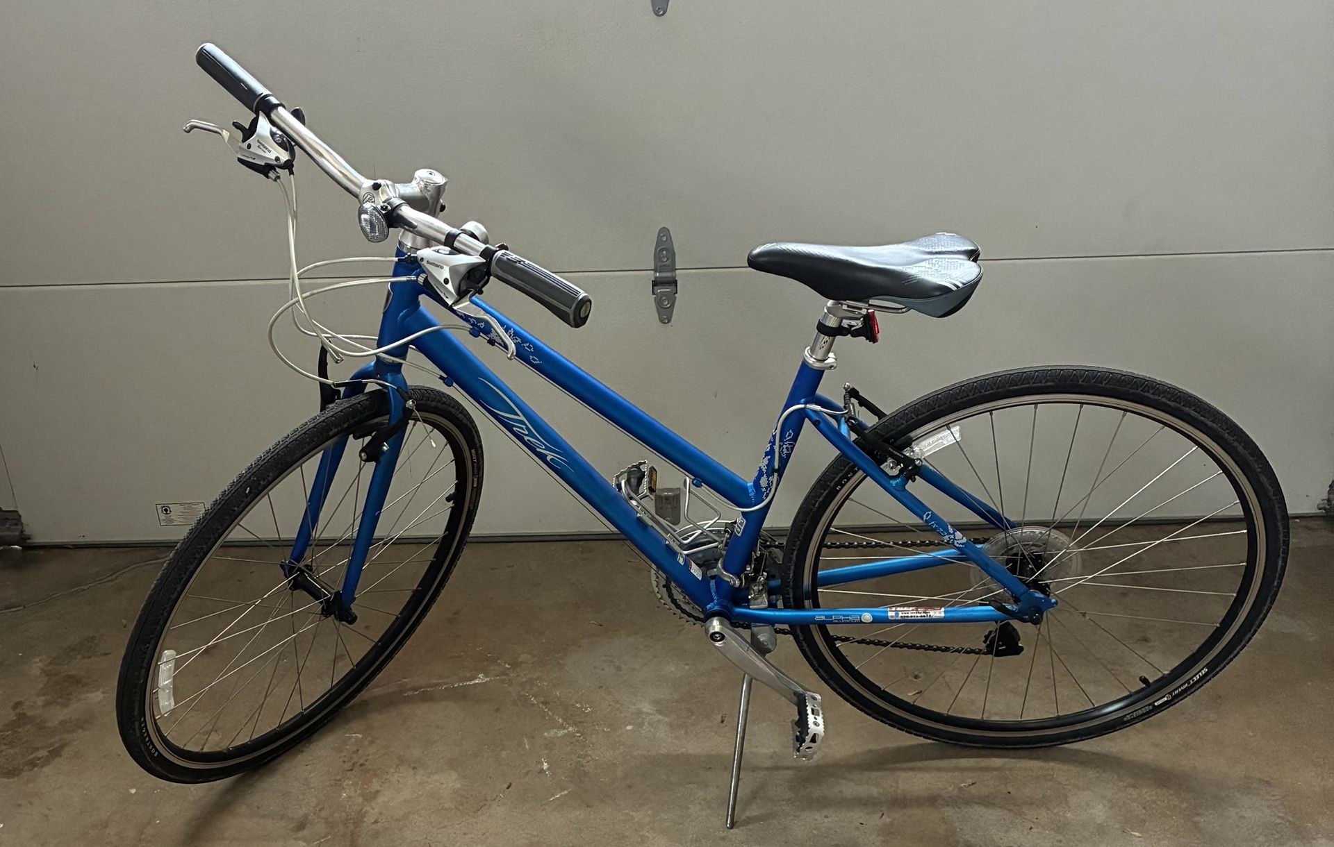 Women’s Trek Bike