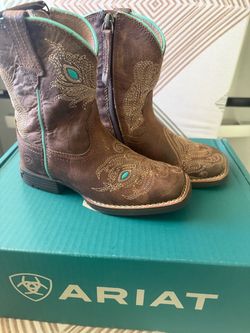 ARIAT BOOTS SZ 10