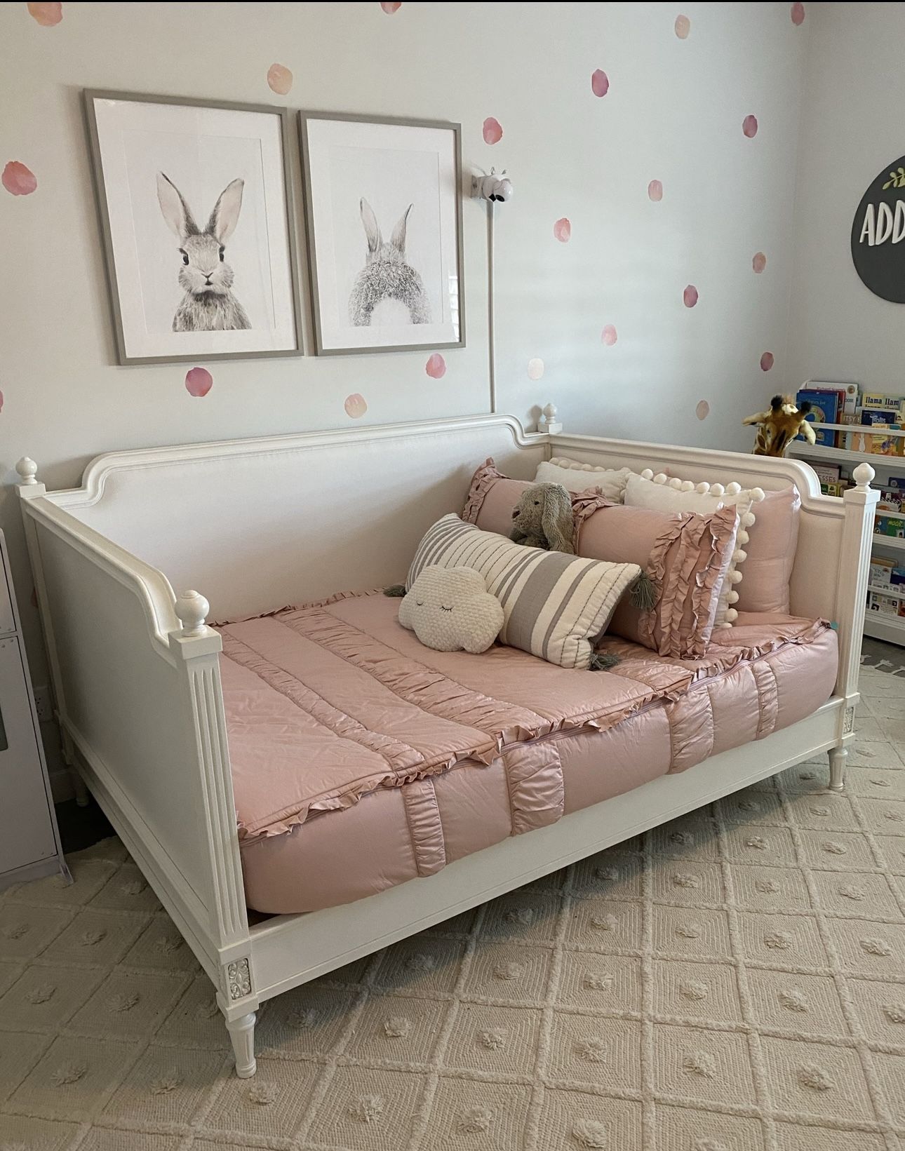 Pottery Barn Colette Daybed - Full