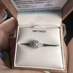 10 Kt Gold Wedding Ring Set Size 8