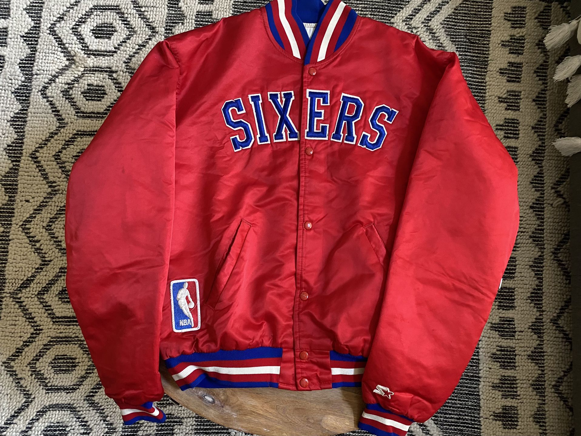 VINTAGE PHILADELPHIA 76ERS SATIN STARTER JACKET SIZE XL