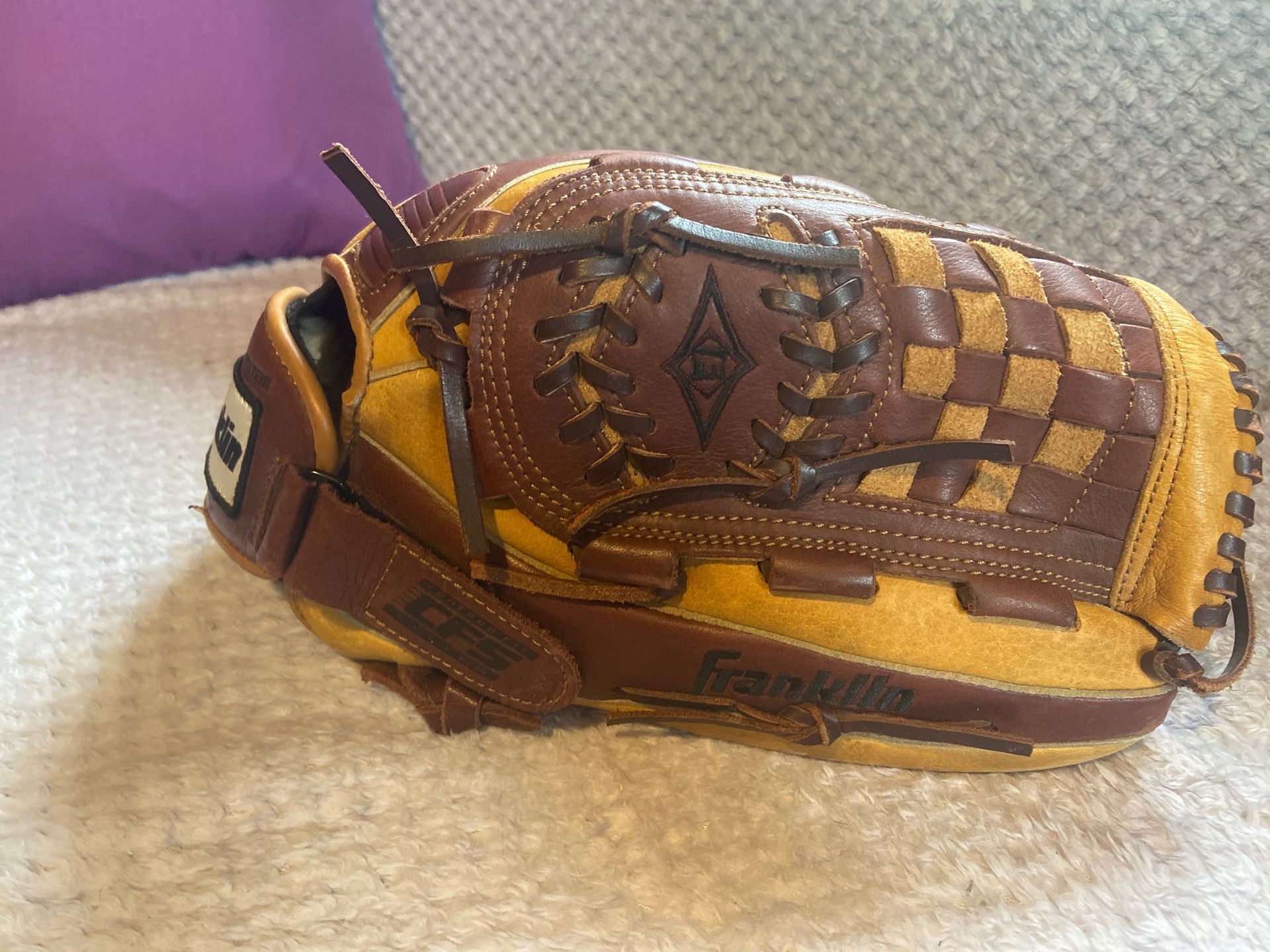 Franklin RTP series 14” softball glove