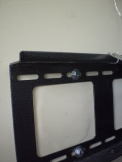 Tv instalation on the wall