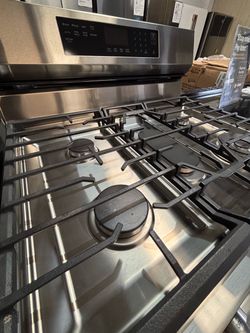 SAMSUNG GAS STOVE