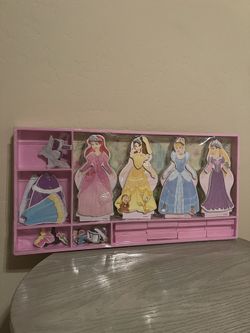 Disney Princess’s Magnets Wardrobe