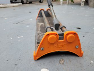HDX Tile Cutter
