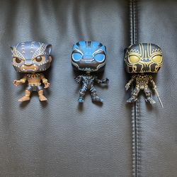 Marvel Black Panther Pops, 2 Are Glow In The Dark No Box