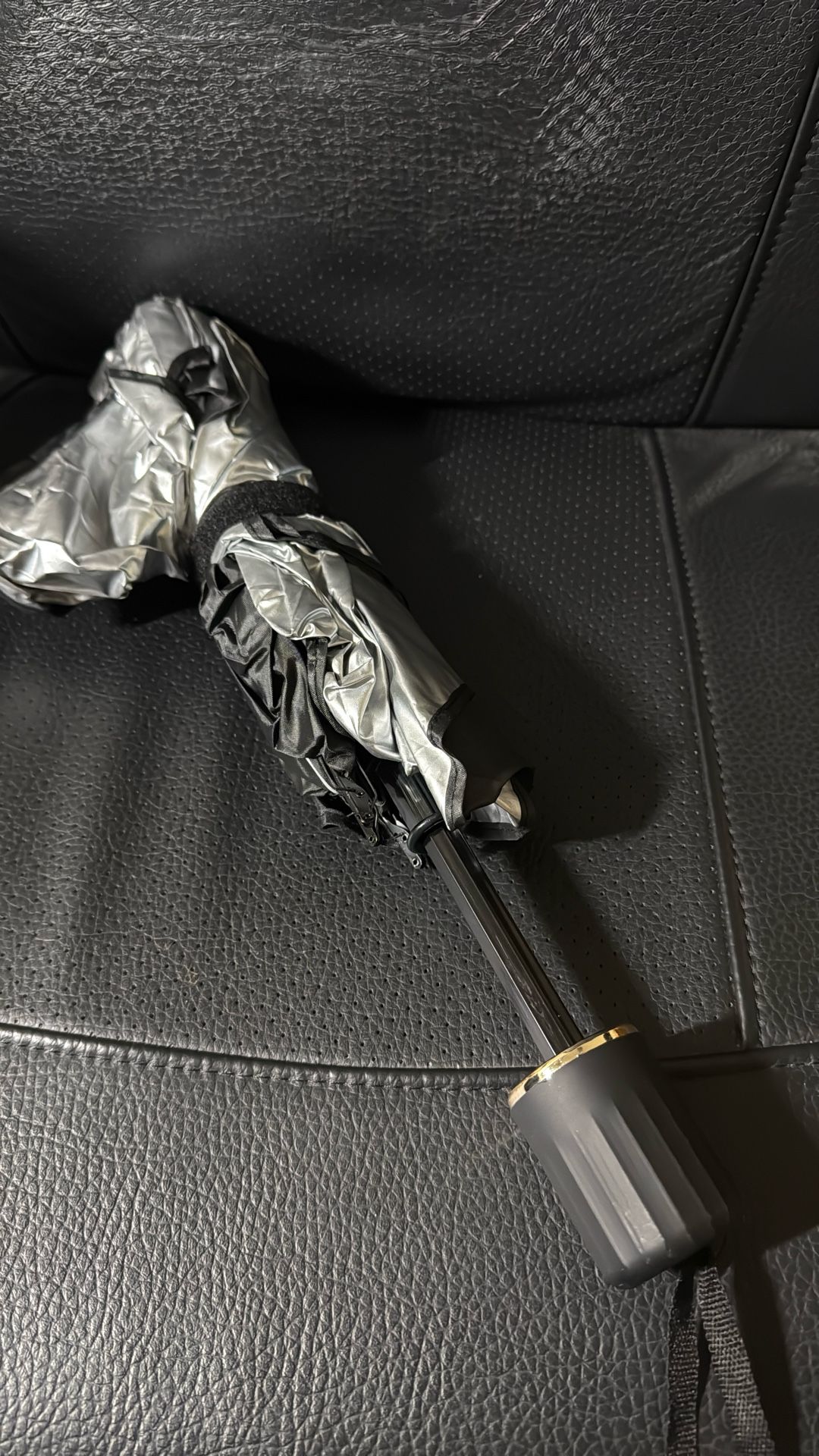 Umbrella-Style Car Windshield Heat Cover