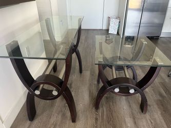 Juego de mesas de centro en vidrio y madera