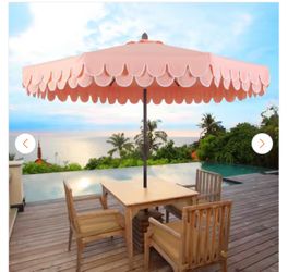 **NEW** 9 ft. Cutesy Scalloped Fringe Market Patio Umbrella - Coral Pink/White