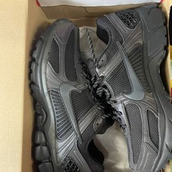 Brand New Nike Vomero 5 