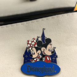Mickey & Minnie Mouse Collector Pin