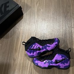 Nike Foamposite: Purple Camo | 6.5Y