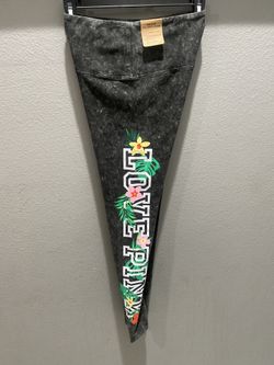 VS Pink Tropical Logo Leggings
